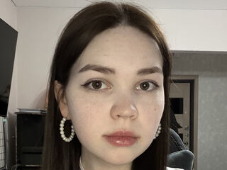 nude cam girl photo EmiliRoyzi