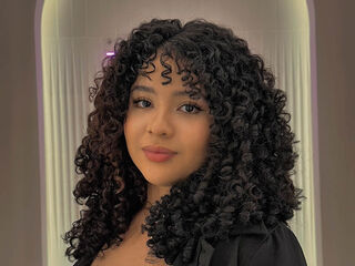 webcam striptease show EmilyJey