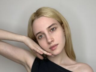 webcamgirl EmmaHurriet