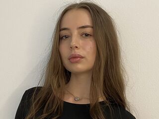 camgirl playing with sextoy EttaRaybourn