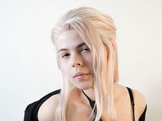 naked camgirl EvaLaren