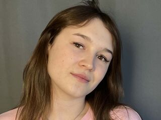 free live show FlossieStudwell