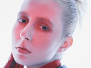 beautiful webcam girl HeidiGlowinski