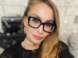 cam girl showing tits HelenaBoyd