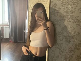 webcam strip tease show HilaryLukas
