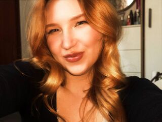 nude cam girl picture JenetteFolson