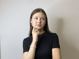 webcam bitch chatroom JoellenMishler