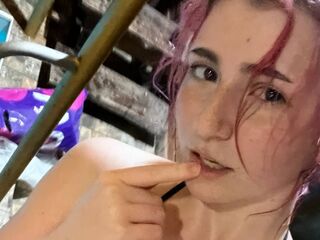 naked webcam girl KarlaLitrenta