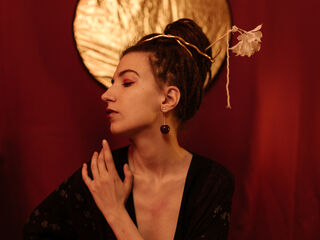 closeup webcam KarraTart