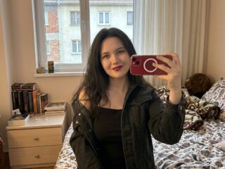 fingering webcam girl KeliCollymore