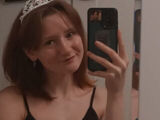 camwhore KellyAllison