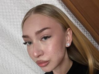 hot cam girl fingering KellyHilles