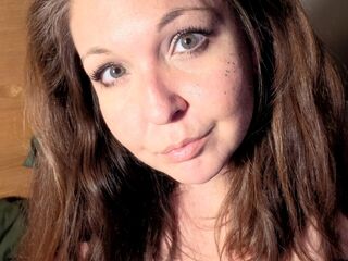 naked girl with webcam masturbating with dildo KristyJinx