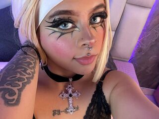 naked cam girl gallery KylieBaker
