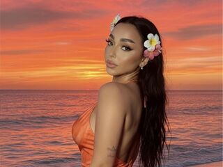 web cam show LaraMac