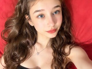 naked girl with webcam fingering pussy LashawnLebert