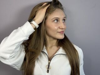 free hardcore webcam LatrinaBrounson