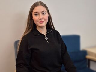 naughty camwhore LeaDarcy