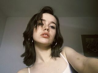 camgirl fingering bald pussy LenaSegel