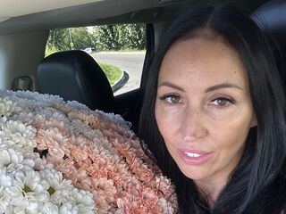 naughty web cam LipaWild