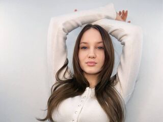 camgirl fingering wet pussy LizethStandford