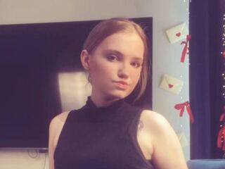 webcam live show LoraKen