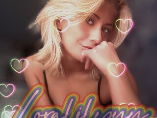 chatroom webcam picture LoraliLynn