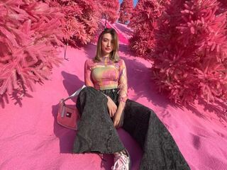 jasmin camgirl chatroom LouveniaPranger