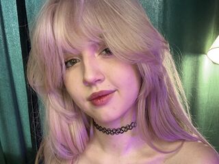 cam slut chat room LucyStars