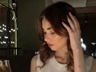 sexy camgirl chat LuxeLina