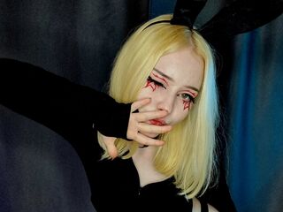 cam girl masturbating with vibrator LynneAleck