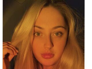 strip tease show MarieBuck