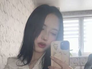 beautiful webcamgirl MarieJosePhilip