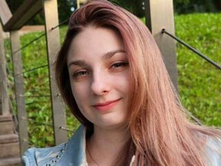 sexcam picture MaryaSerrin