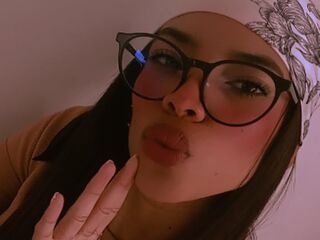 hot webcam slut MeliSmitt