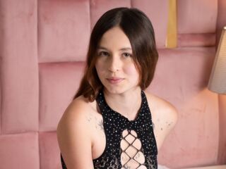 live striptease MellanieCollins
