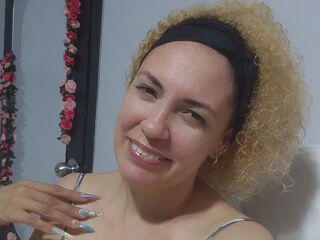 cam girl livecam MireyaVidal