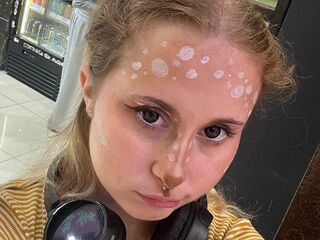 mastubating web cam girl NadiaSpeich