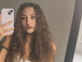 free adultcam NicholMikrot