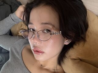 live webcam performer NoraSuzuki