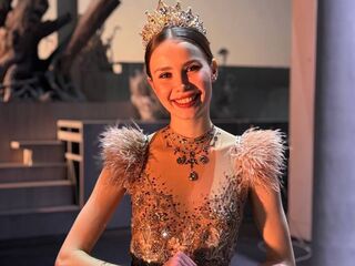 adult live webcam NylaPitarresi