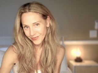 naked cam girl masturbating with sextoy OpheliaHardin