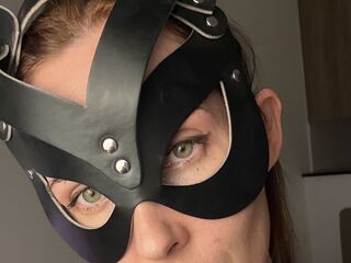 camwhore masturbating with vibrator QtKaty