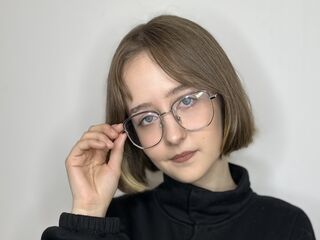 live teaser webcam ReginiaHolbein