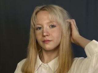 camwhore fingering pussy RhondaPerry