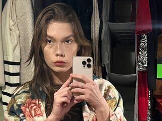 jasmin cam slut RubyRedkis