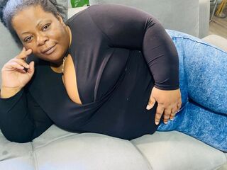 free sex cam ShantalBrownn