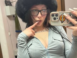 cam girl masturbating with vibrator SonicaLuxe