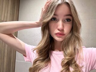 naked cam girl fingering pussy StephanieMeeter