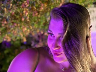naughty camgirl picture TarahZullo